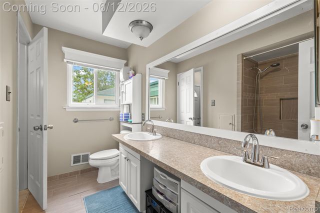 27423 Polk Avenue, Brownstown Charter Township, MI 48183