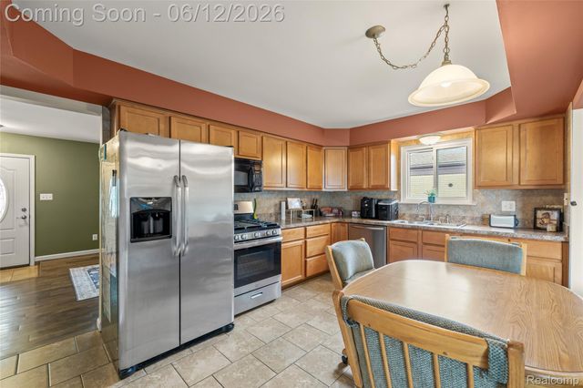 27423 Polk Avenue, Brownstown Charter Township, MI 48183
