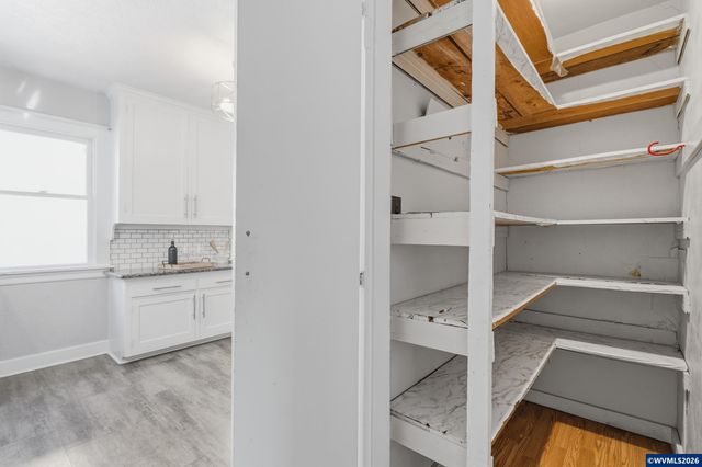 1020 SW E Av, Corvallis, OR 97333