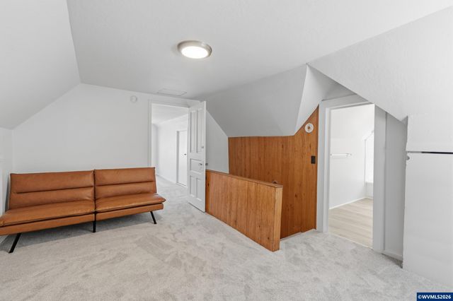 1020 SW E Av, Corvallis, OR 97333