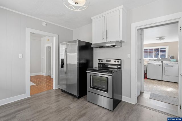 1020 SW E Av, Corvallis, OR 97333