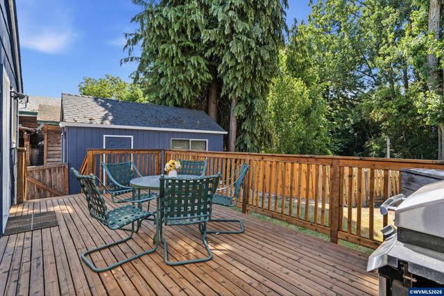 1020 SW E Av, Corvallis, OR 97333