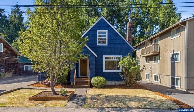 1020 SW E Av, Corvallis, OR 97333