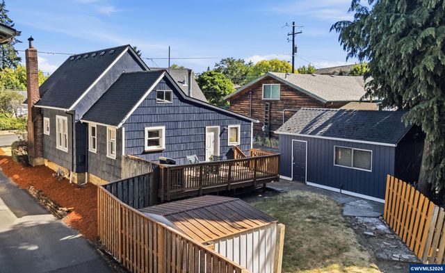 1020 SW E Av, Corvallis, OR 97333