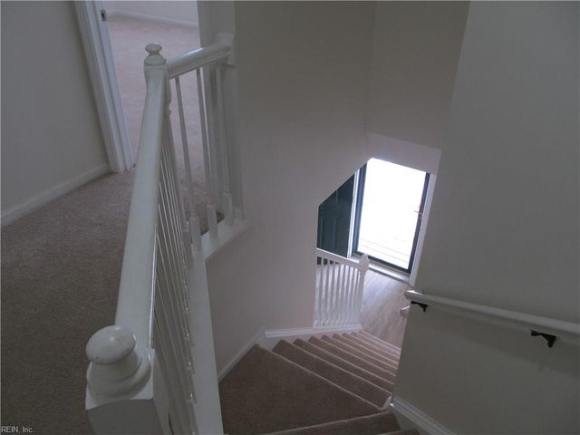 317 Tarneywood DR, Chesapeake, VA 23320
