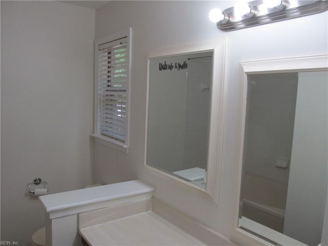 317 Tarneywood DR, Chesapeake, VA 23320