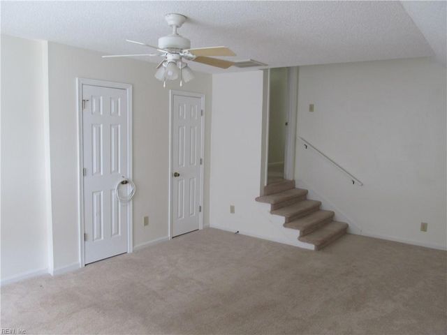 317 Tarneywood DR, Chesapeake, VA 23320