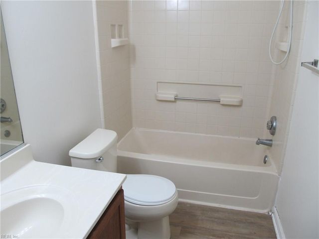 317 Tarneywood DR, Chesapeake, VA 23320
