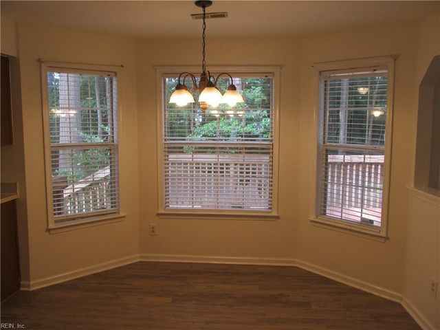 317 Tarneywood DR, Chesapeake, VA 23320