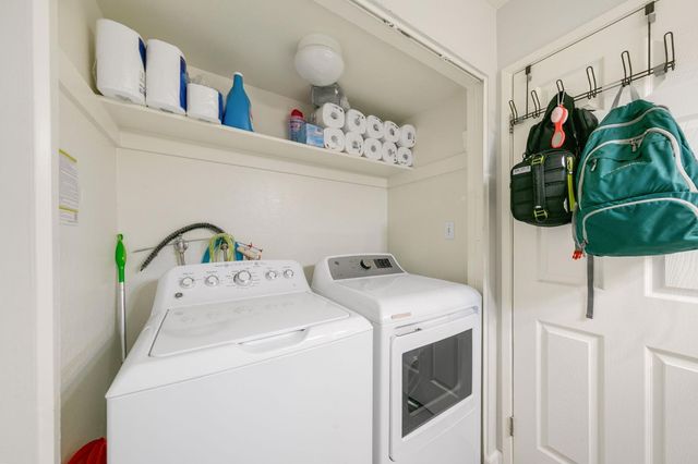 3584 Larchmont Square Ln, Sacramento, CA 95821