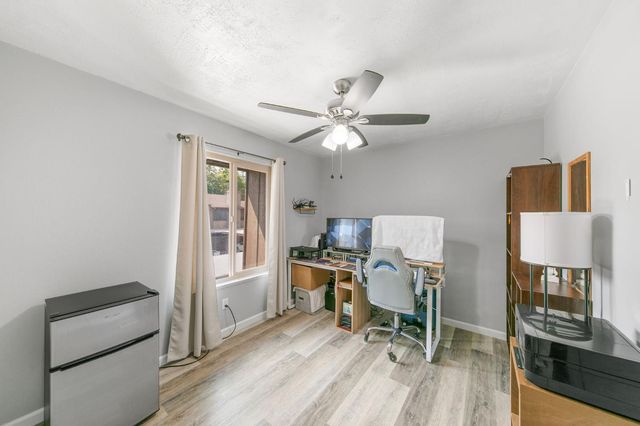 3584 Larchmont Square Ln, Sacramento, CA 95821