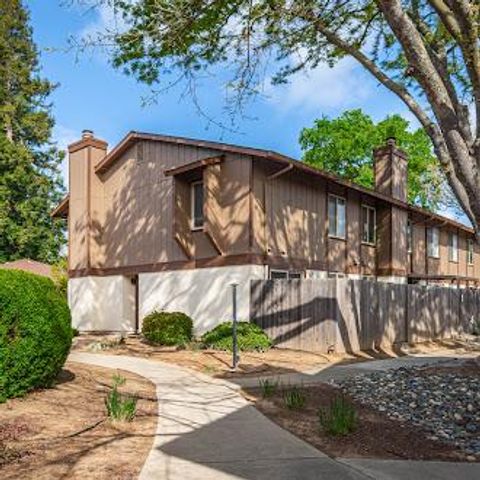 3584 Larchmont Square Ln, Sacramento, CA 95821