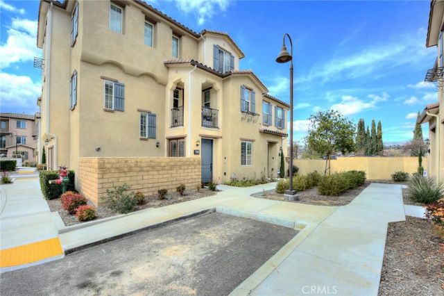 443 Stratus Lane 4, Simi Valley, CA 93065