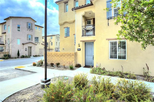443 Stratus Lane 4, Simi Valley, CA 93065