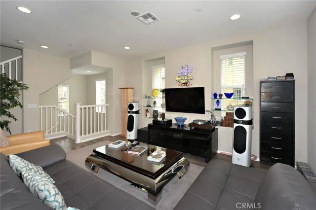 443 Stratus Lane 4, Simi Valley, CA 93065