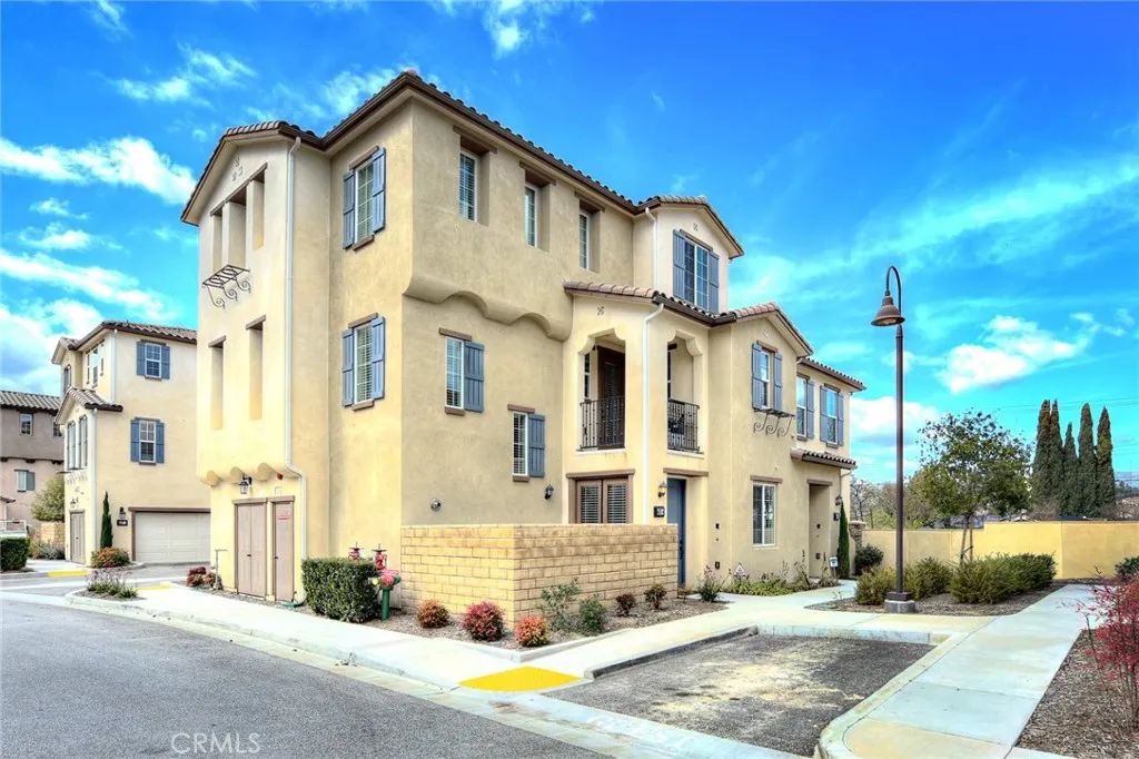 443 Stratus Lane 4, Simi Valley, CA 93065