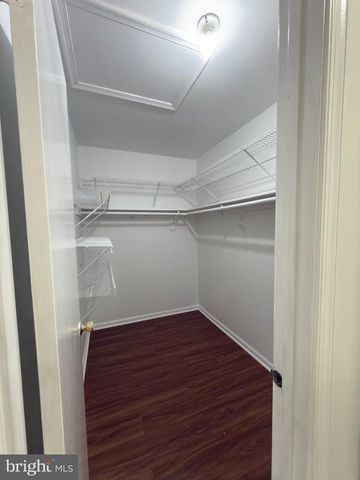 46760 HOBBLEBUSH TER, Sterling, VA 20164