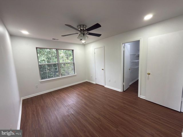 46760 HOBBLEBUSH TER, Sterling, VA 20164