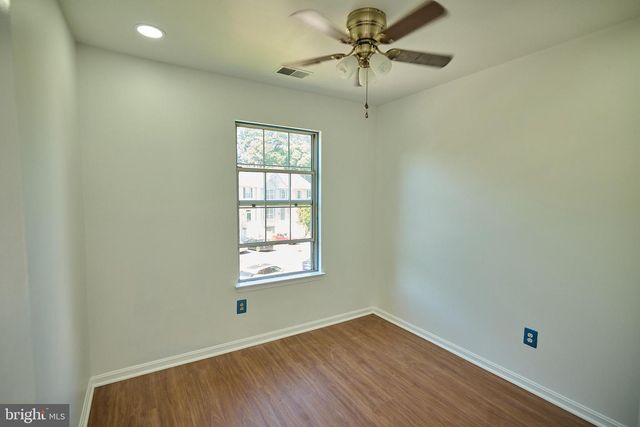 46760 HOBBLEBUSH TER, Sterling, VA 20164