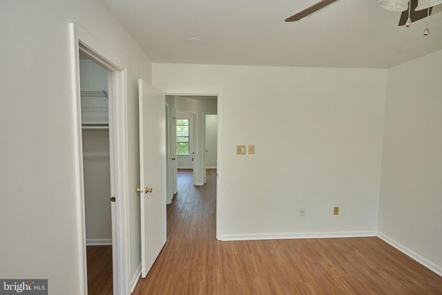 46760 HOBBLEBUSH TER, Sterling, VA 20164