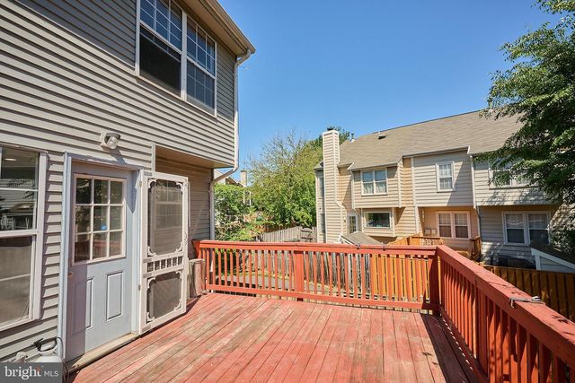 46760 HOBBLEBUSH TER, Sterling, VA 20164