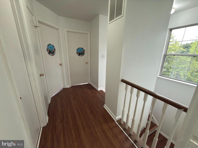 46760 HOBBLEBUSH TER, Sterling, VA 20164