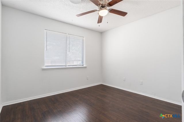 2806 Live Oak Drive, Copperas Cove, TX 76522