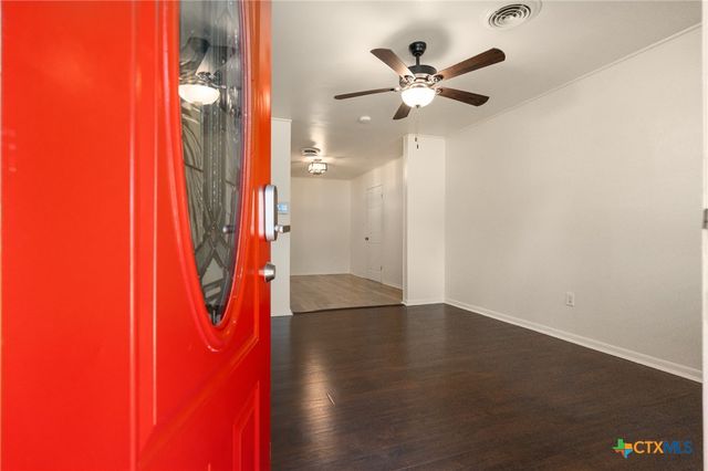 2806 Live Oak Drive, Copperas Cove, TX 76522