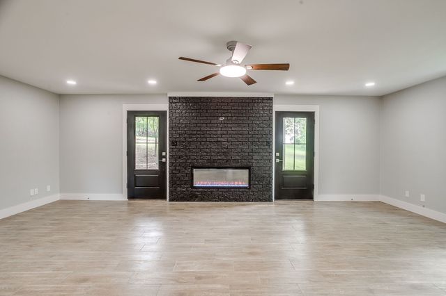 116 Remuda Drive, Fort Worth, TX 76108