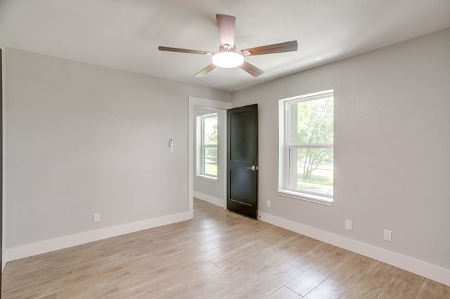 116 Remuda Drive, Fort Worth, TX 76108