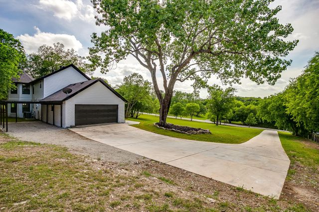 116 Remuda Drive, Fort Worth, TX 76108