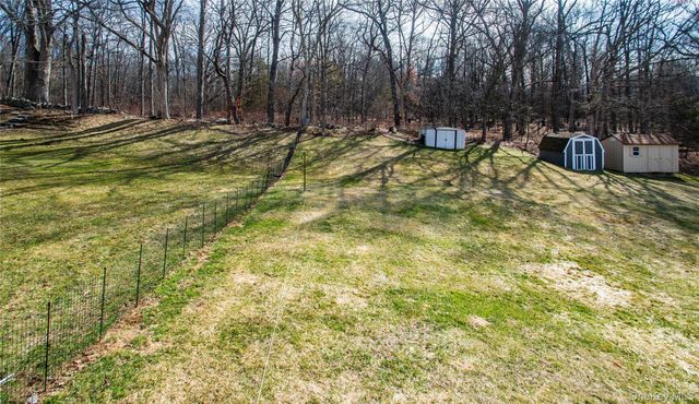 10 Franklin Place, Washingtonville, NY 10992