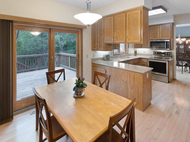 727 Laurie Court, Maplewood, MN 55117