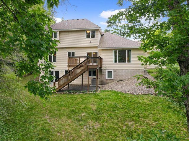 727 Laurie Court, Maplewood, MN 55117