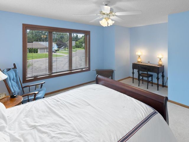 727 Laurie Court, Maplewood, MN 55117