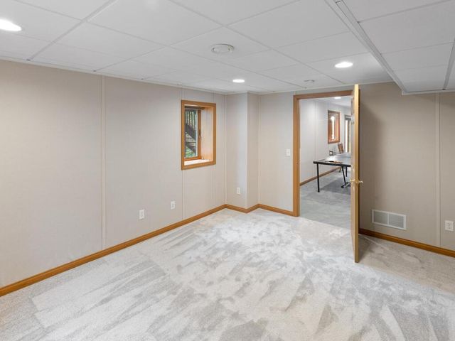 727 Laurie Court, Maplewood, MN 55117