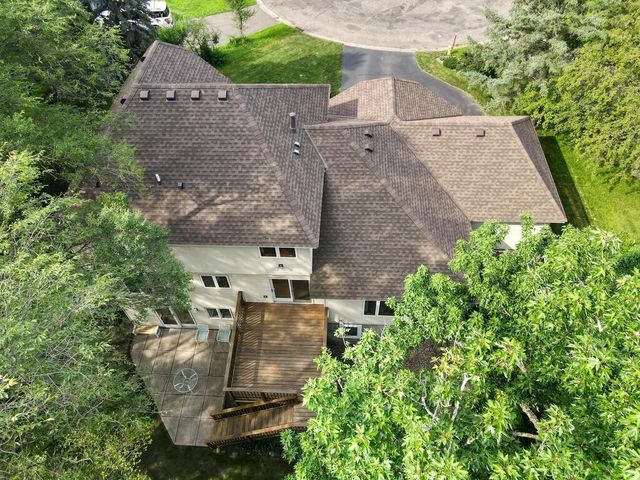 727 Laurie Court, Maplewood, MN 55117