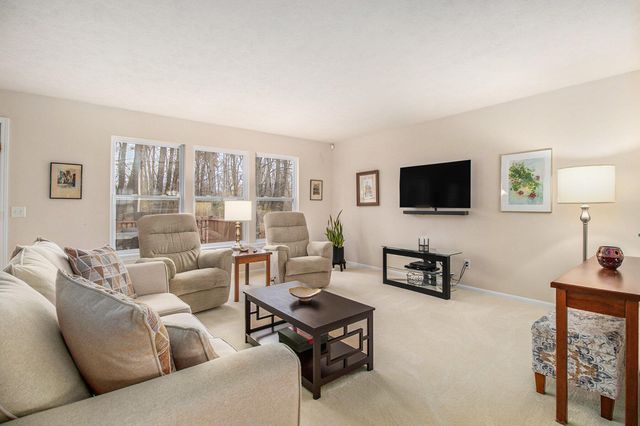 6164 Pheasant Lane, Kalamazoo, MI 49009