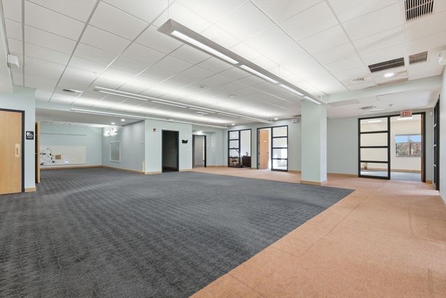 100 University Dr, Amherst, MA 01002