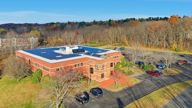 100 University Dr, Amherst, MA 01002