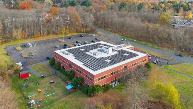 100 University Dr, Amherst, MA 01002
