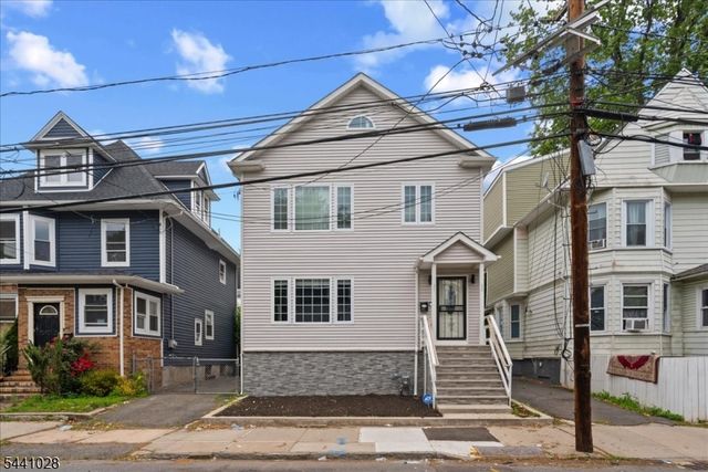 35 W End Ave, Newark City, NJ 07106