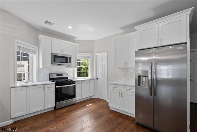 35 W End Ave, Newark City, NJ 07106