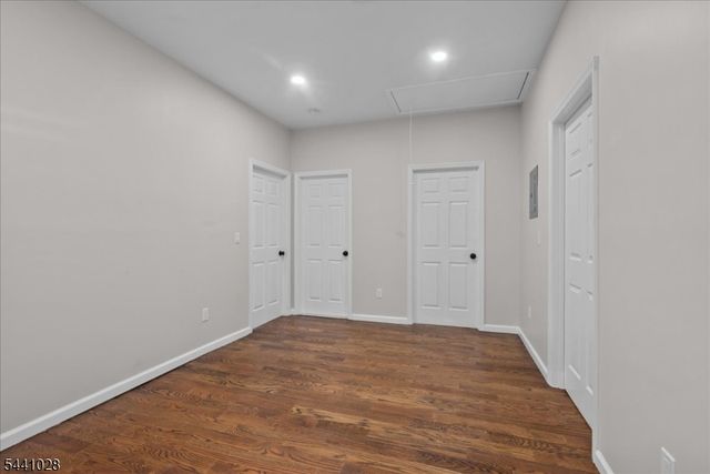 35 W End Ave, Newark City, NJ 07106