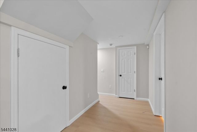35 W End Ave, Newark City, NJ 07106