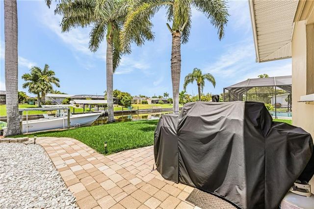 3022 SE 17th PL, Cape Coral, FL 33904