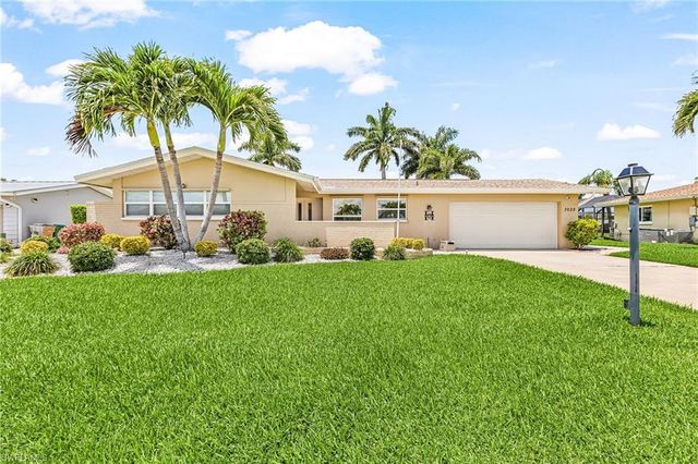 3022 SE 17th PL, Cape Coral, FL 33904