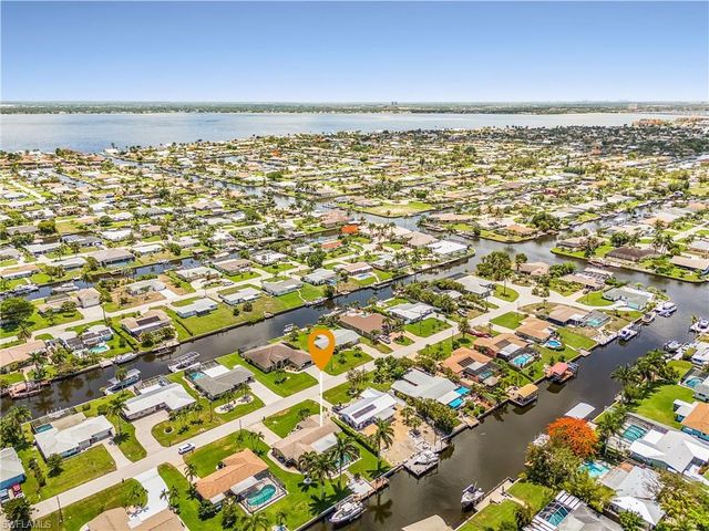 3022 SE 17th PL, Cape Coral, FL 33904
