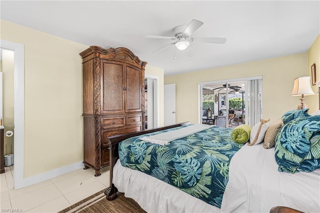 Image 17 of property listing at 3022 SE 17th PL, Cape Coral, FL 33904
