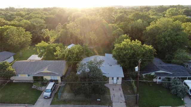 1060 Gardner, Austin, TX 78721